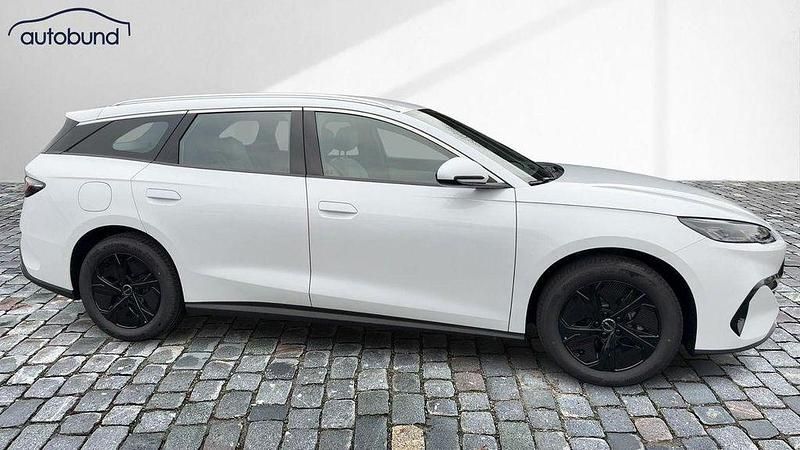 Neu BYD Seal Boost 184 PS (135 kW) 2025 Weiß Limousine