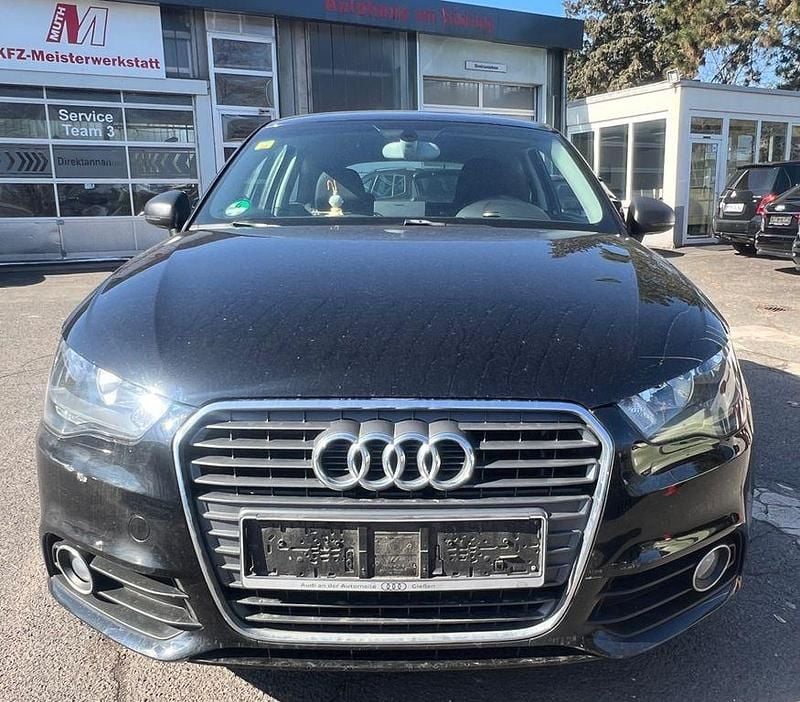 Gebraucht Audi A1 86 PS (63 kW) 2013 Schwarz Kleinwagen