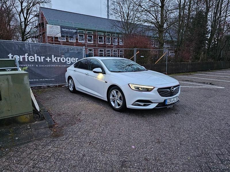 Gebraucht Opel Insignia 170 PS (125 kW) 2017 Weiß Limousine