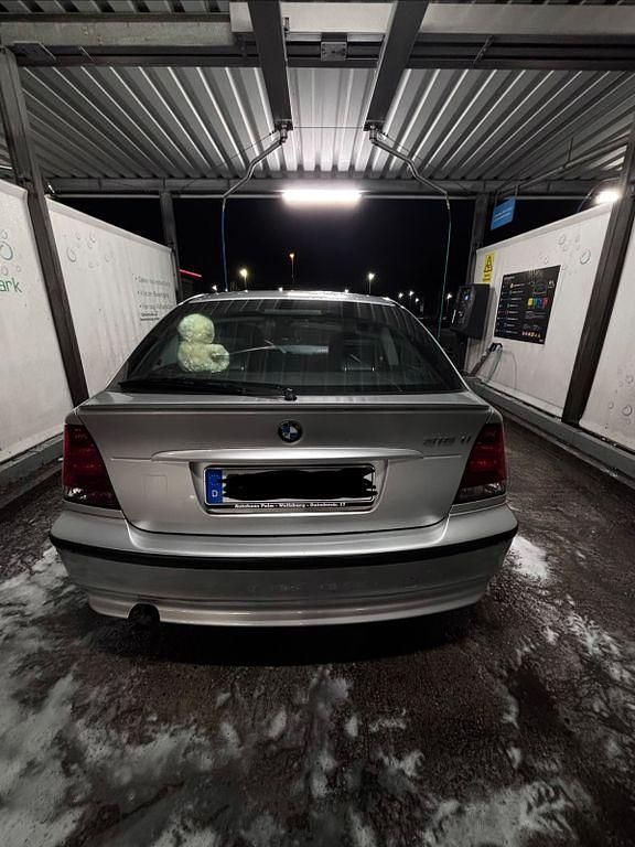 Gebraucht BMW 316 116 PS (85 kW) 2003 Silber Limousine