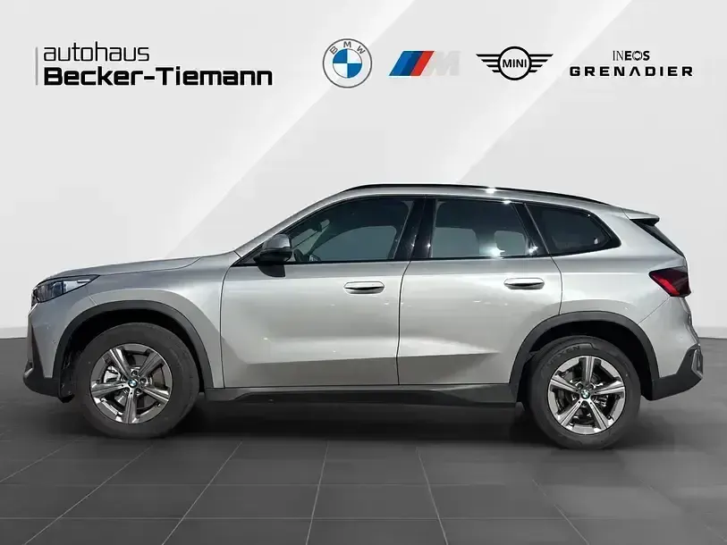 Gebraucht BMW X1 Efficient Dynamics 170 PS (125 kW) 2025 Spacesilber SUV