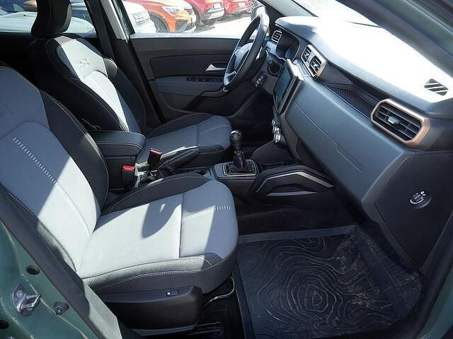 Gebraucht Dacia Duster Extreme 131 PS (96 kW) 2024 Grau SUV