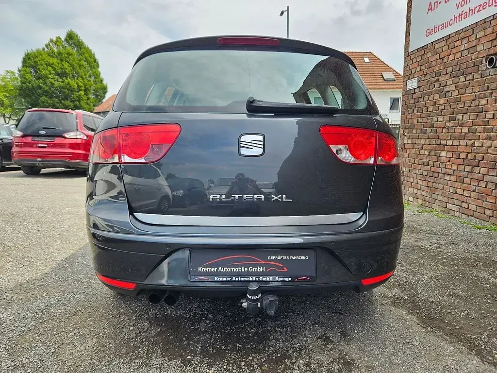 Gebraucht Seat Altea Stylance 140 PS (102 kW) 2011 Grau Van / Kleinbus