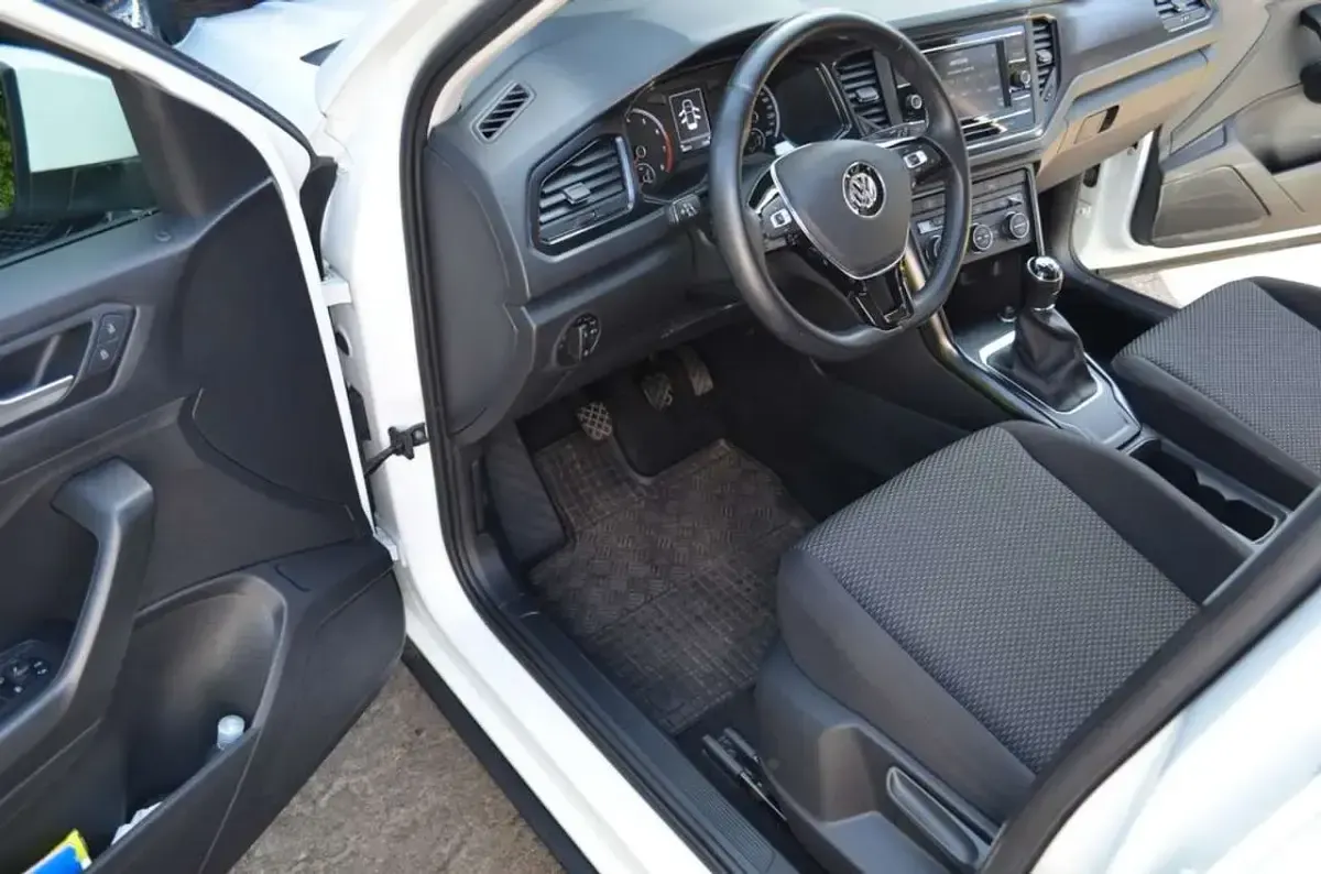 Gebraucht VW T-Roc 150 PS (110 kW) 2019 SUV