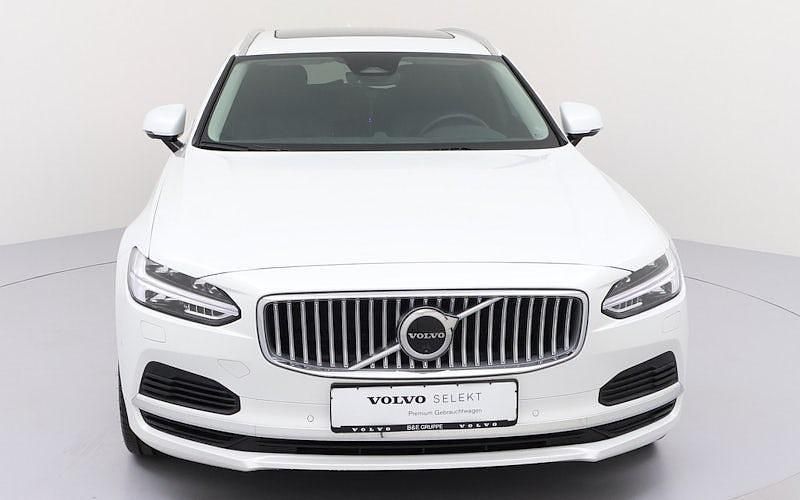 Gebraucht Volvo V90 Plus 350 PS (257 kW) 2025 Weiß Kombi