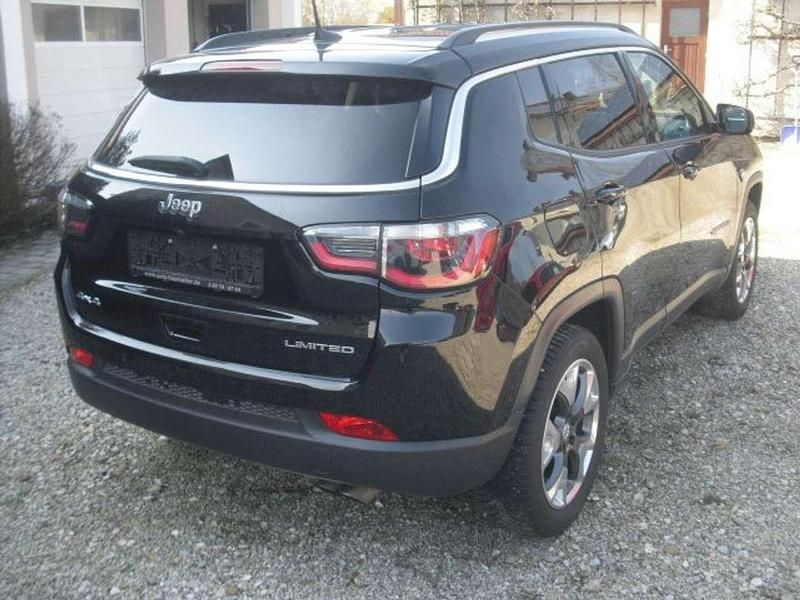 Gebraucht Jeep Compass Limited 170 PS (125 kW) 2020 Schwarz SUV