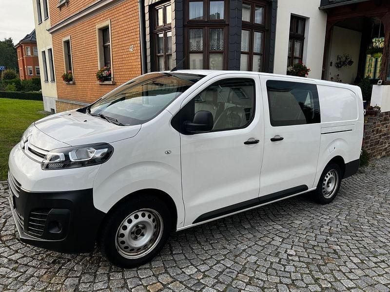 Weiß Gebraucht 2019 Citroën Jumpy Van / Kleinbus | 18.900 € (Fairer Preis) - Bild 1/3