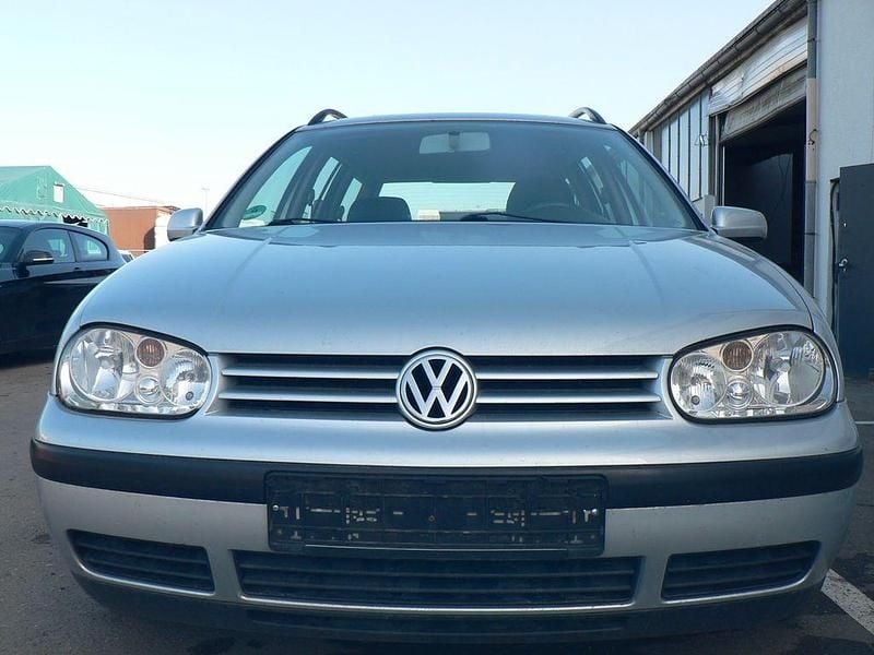 Gebraucht VW Golf IV Basis 116 PS (85 kW) 2000 Silber Kombi