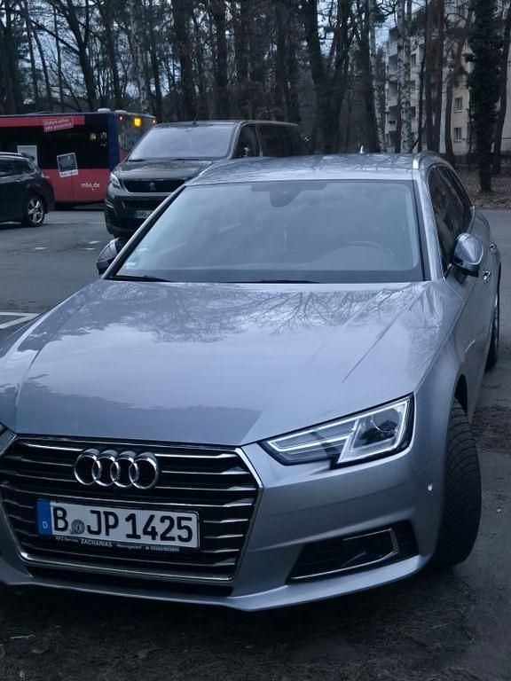 Gebraucht Audi A4 Sport 150 PS (110 kW) 2017 Grau Kombi