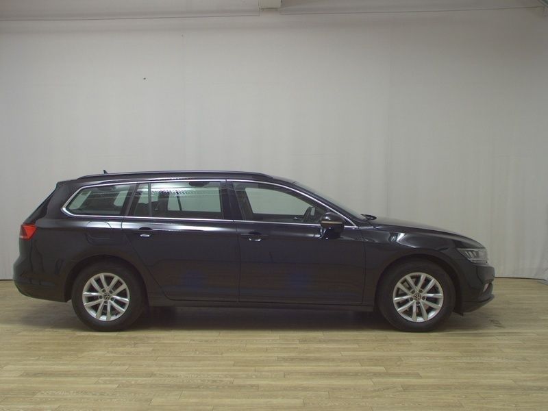 Schwarz Gebraucht 2021 VW Passat Business Kombi | 18.580 € (Guter Preis) - Bild 1/4