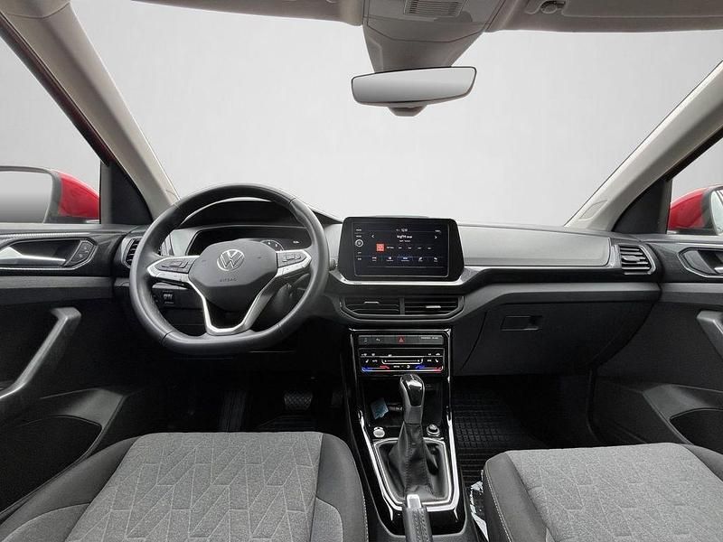 Gebraucht VW T-Cross Life 116 PS (85 kW) 2025 Kings red metallic (metallic) SUV