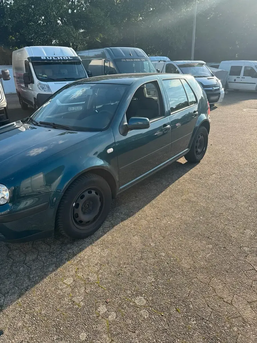Gebraucht VW Golf IV 75 PS (55 kW) 2003 Grün Limousine