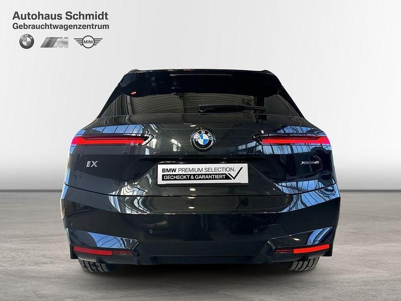 Gebraucht BMW iX 300 kW (408 PS) 2025 Saphirschwarz SUV
