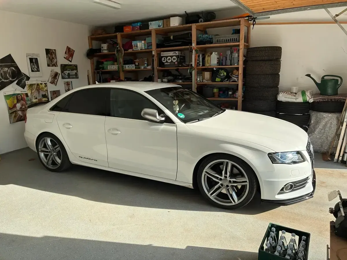 Używany Audi S4 333 KM (244 kW) 2010 Biały Sedan/Limuzyna