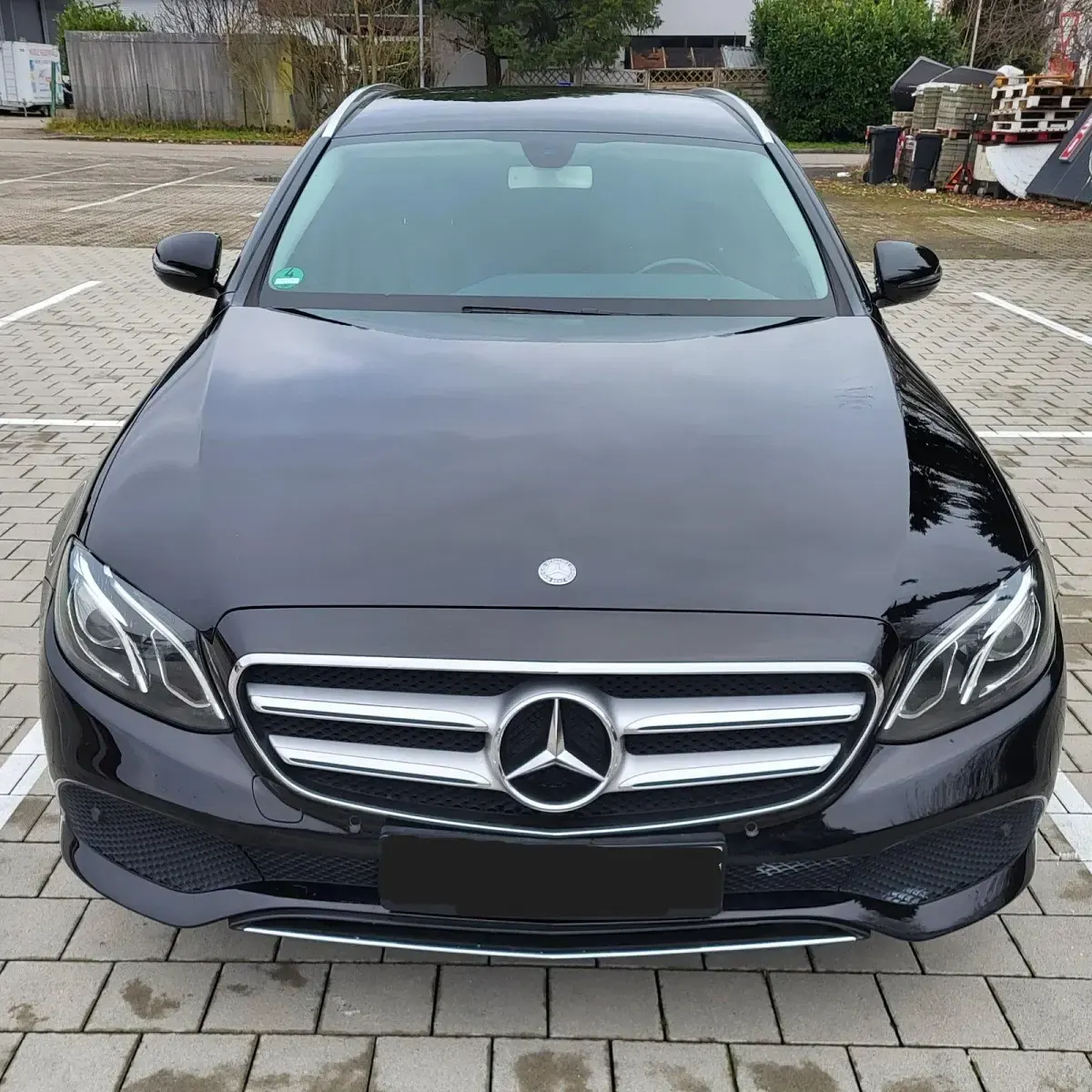 Gebraucht Mercedes E220 194 PS (142 kW) 2016 Schwarz Kombi