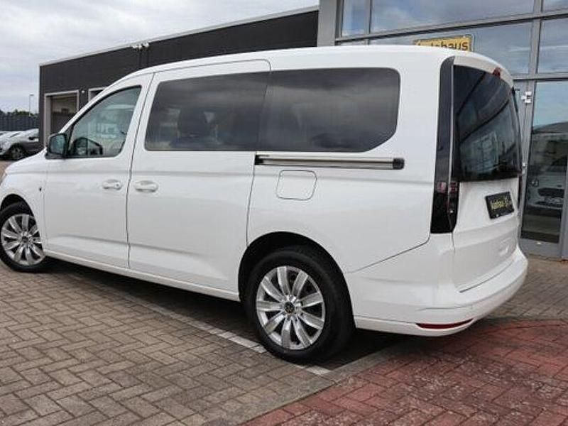Gebraucht VW Caddy Maxi 122 PS (89 kW) 2022 Weiß Van / Kleinbus