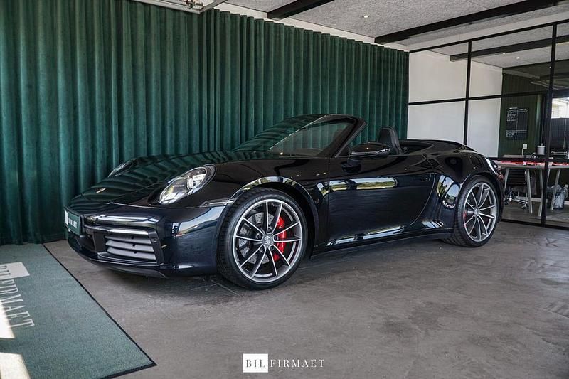 Schwarz Gebraucht 2019 Porsche 911 Carrera 4S Cabriolet Cabrio | 133.900 € (Fairer Preis) - Bild 1/4
