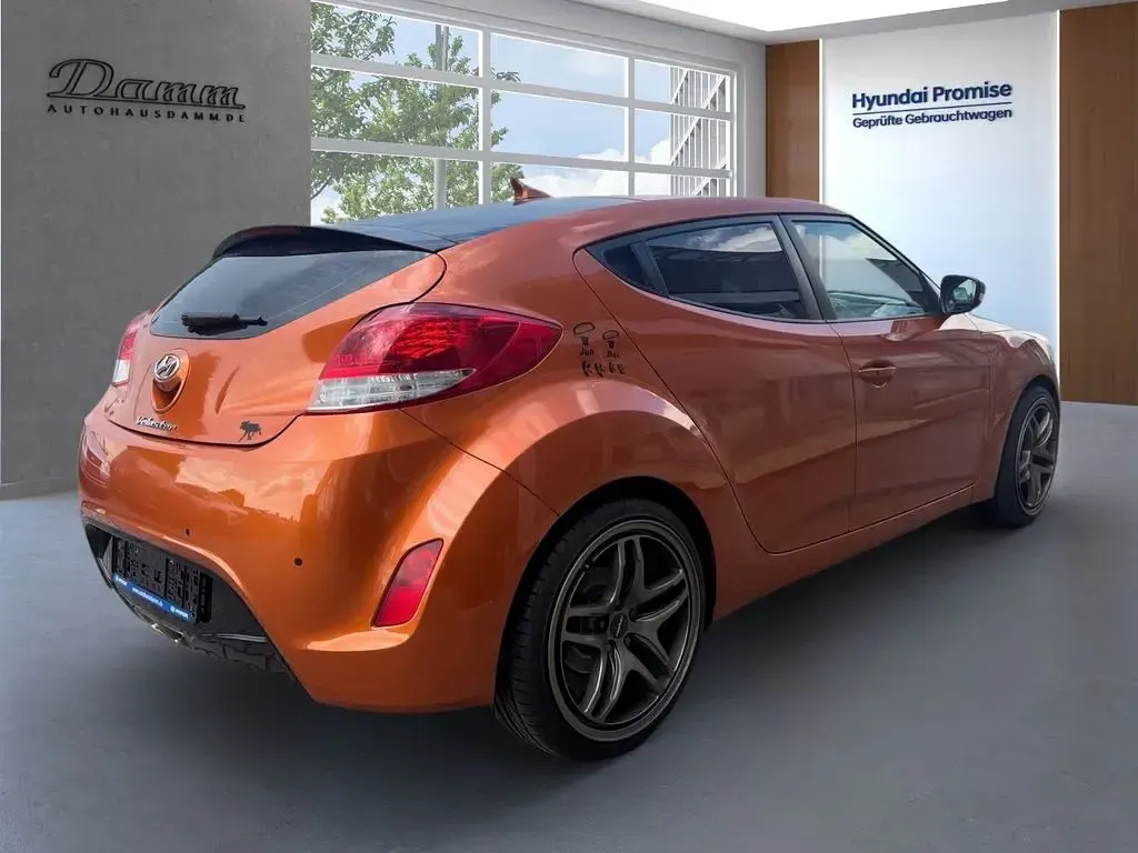 Gebraucht Hyundai Veloster Style 140 PS (102 kW) 2011 Orange Kleinwagen