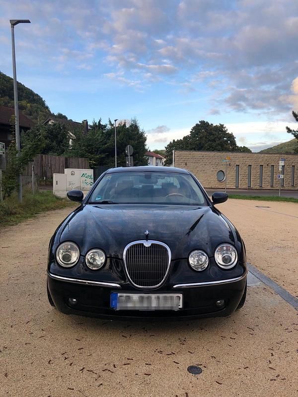 Schwarz Gebraucht 2005 Jaguar S-Type S Limousine | 5.000 € (Fairer Preis) - Bild 1/4