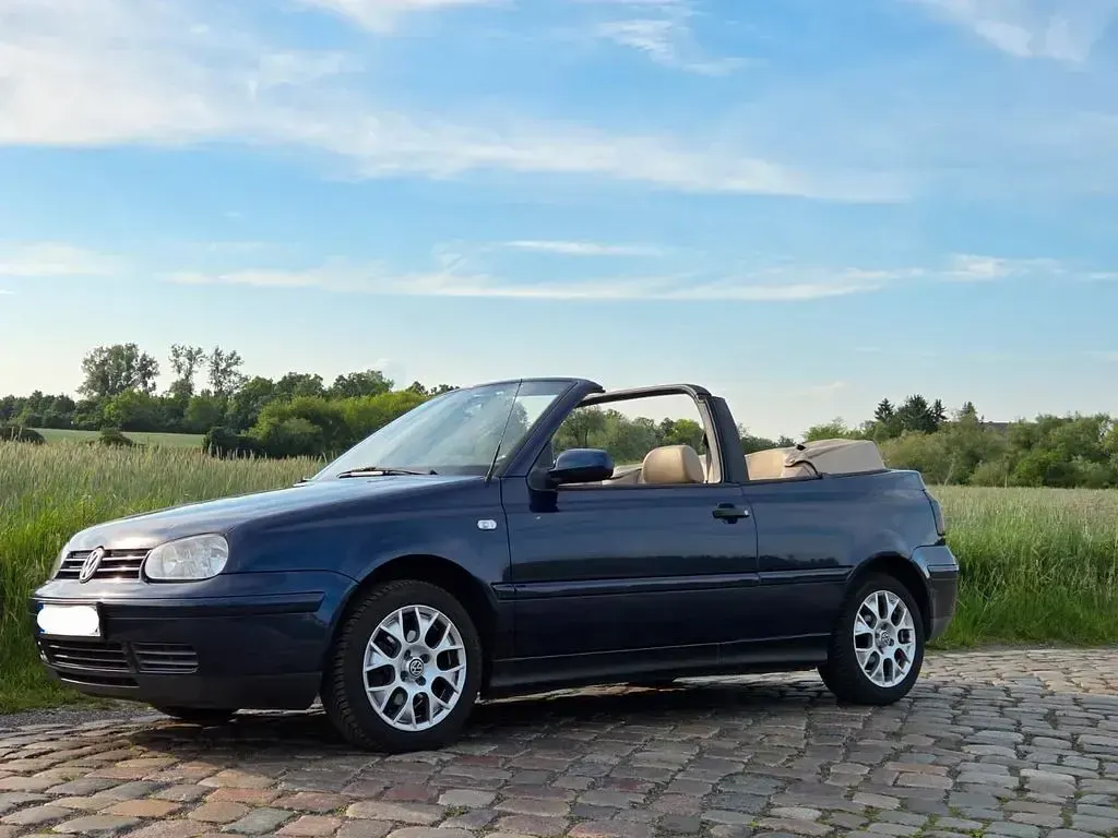 Gebraucht VW Golf Highline 101 PS (74 kW) 2000 Blau Cabrio