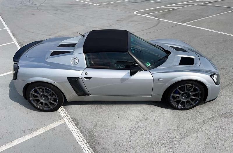 Gebraucht Opel Speedster 286 PS (210 kW) 2004 Silber Cabrio