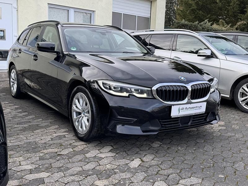 Gebraucht BMW 320 Sport Line 190 PS (139 kW) 2021 Schwarz ll Kombi