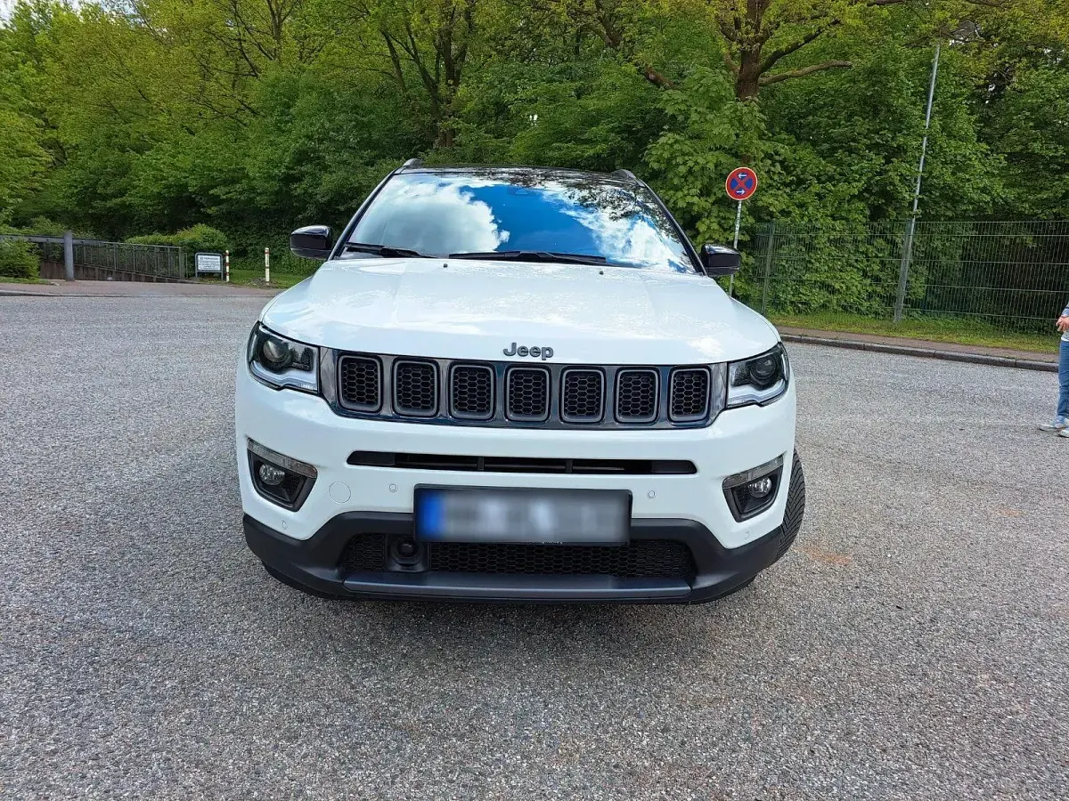 Gebraucht Jeep Compass 150 PS (110 kW) 2020 Weiß SUV