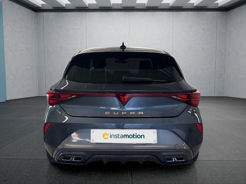 Second-hand Cupra Leon 150 CP (110 kW) 2025 Gri Hatchback