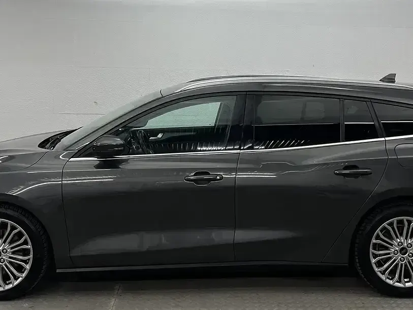 Gebraucht Ford Focus Active 190 PS (139 kW) 2019 Magneticgrau (metallic) Kombi