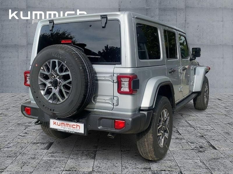 Neu Jeep Wrangler Sahara 272 PS (200 kW) 2025 Silber SUV