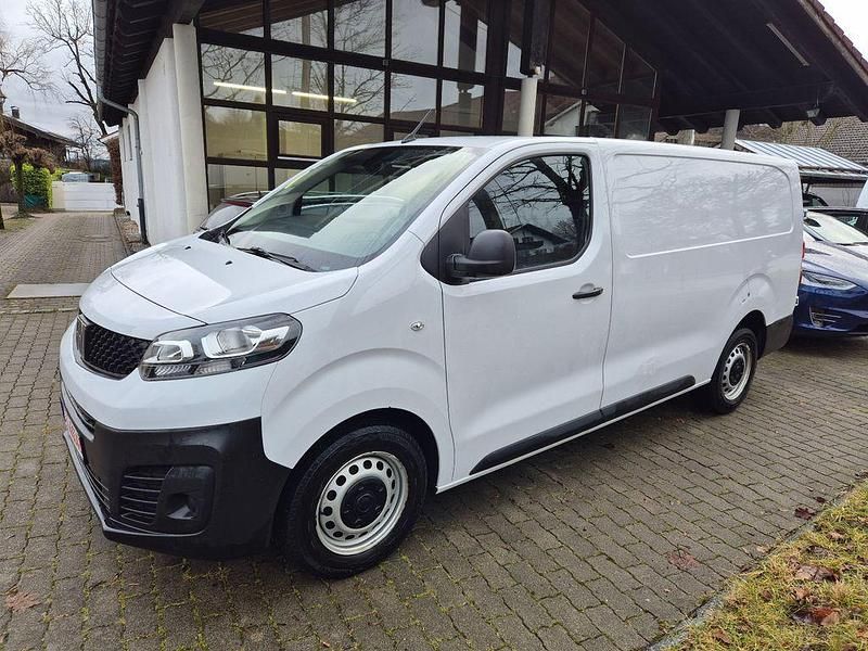 Weiß Gebraucht 2023 Fiat Scudo Basis Van | 14.990 € (Guter Preis) - Bild 1/4