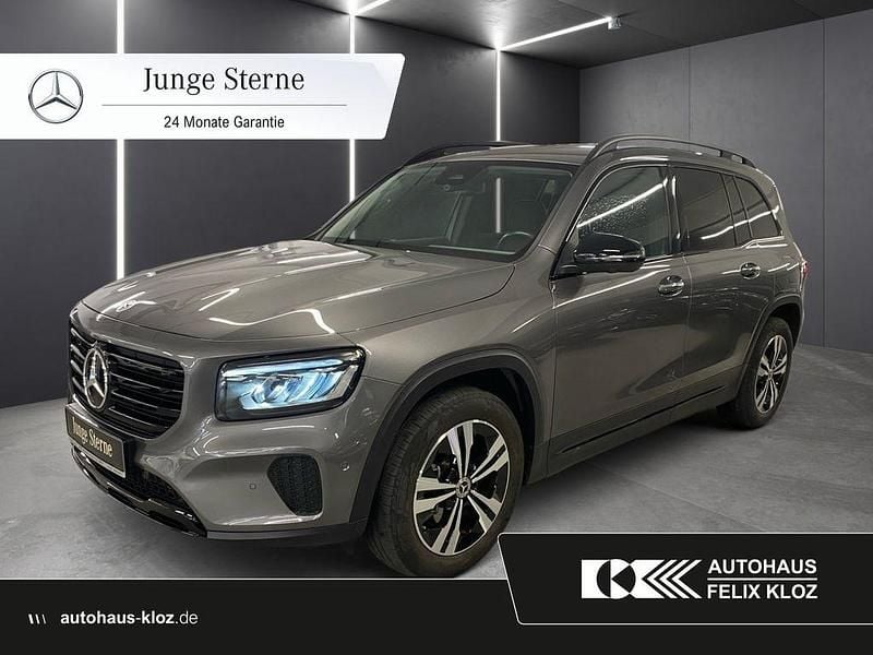 Grau Gebraucht 2024 Mercedes GLB220 Progressive SUV | 43.800 € (Guter Preis) - Bild 1/4