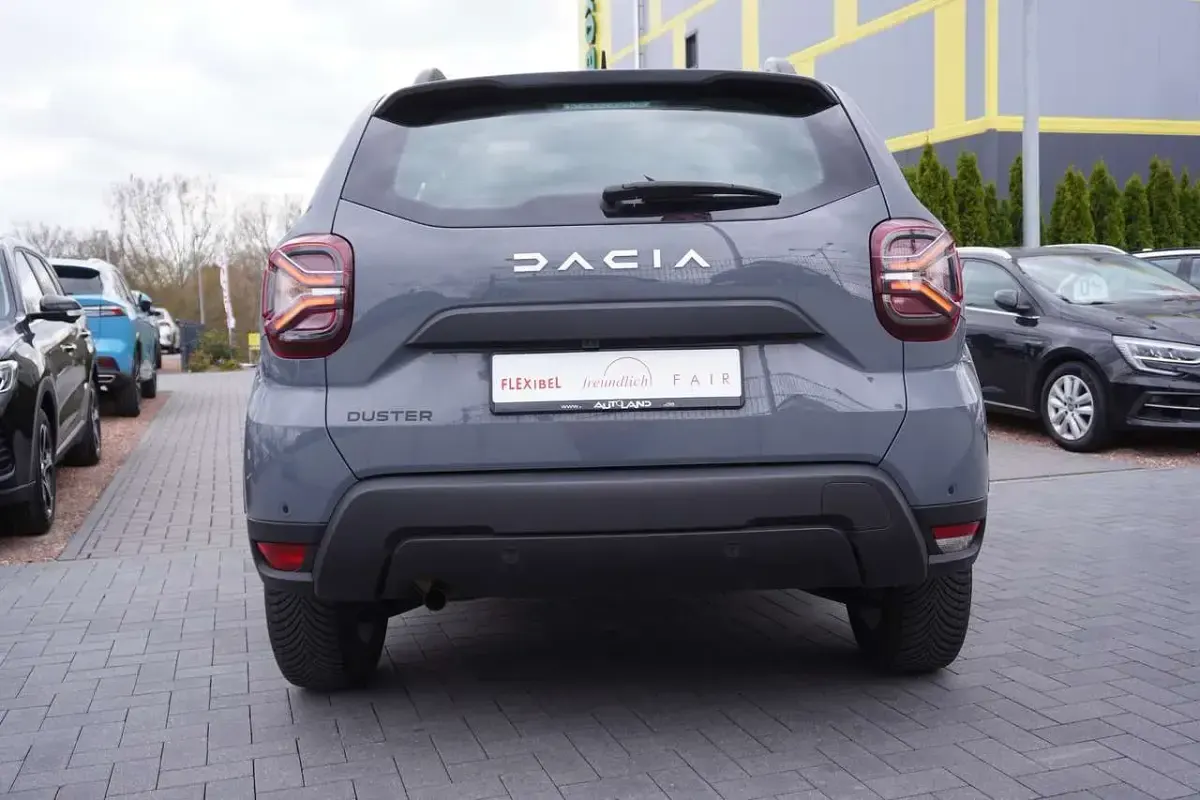 Gebraucht Dacia Duster Expression 91 PS (66 kW) 2023 Grau SUV