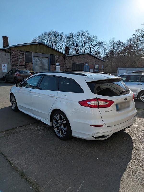 Gebraucht Ford Mondeo ST 179 PS (131 kW) 2018 Weiß Kombi