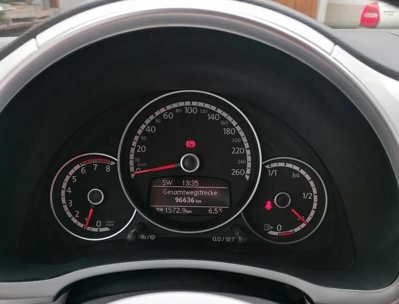 Gebraucht VW Beetle Exclusive 105 PS (77 kW) 2014 Weiß Kleinwagen