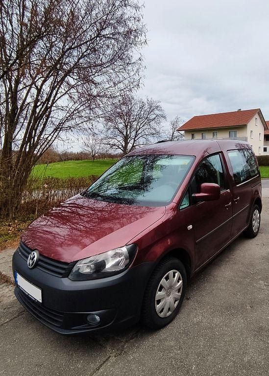Gebraucht VW Caddy 105 PS (77 kW) 2011 Rot Van / Kleinbus