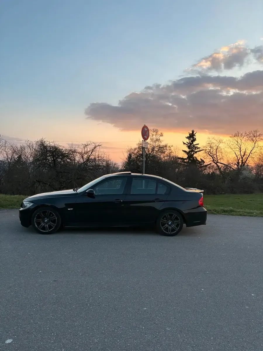 Gebraucht BMW 323 190 PS (139 kW) 2008 Limousine