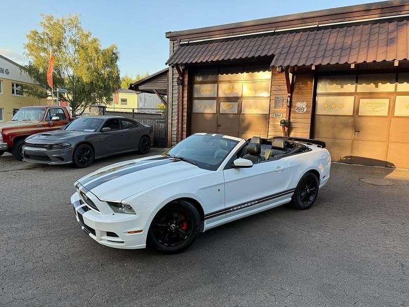 Gebraucht Ford Mustang Premium 310 PS (228 kW) 2014 Weiß Cabrio