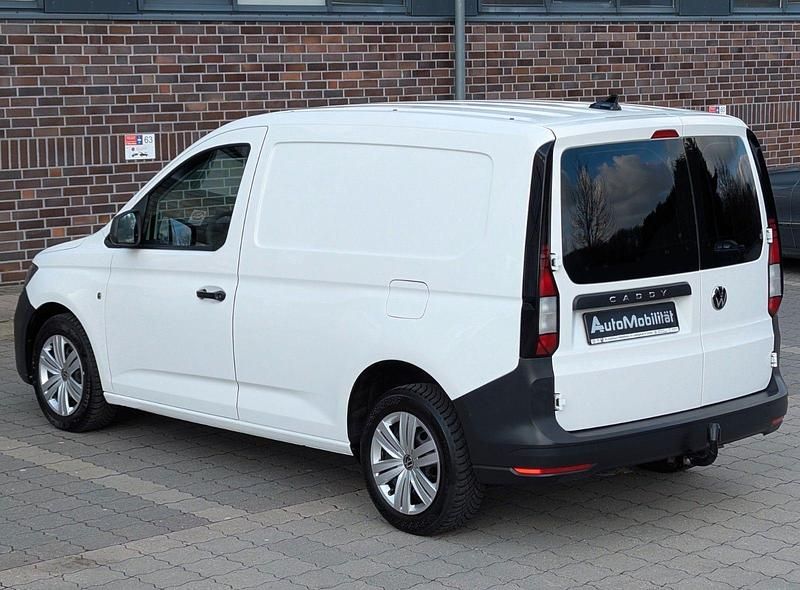 Gebraucht VW Caddy 75 PS (55 kW) 2022 Weiß Van / Kleinbus