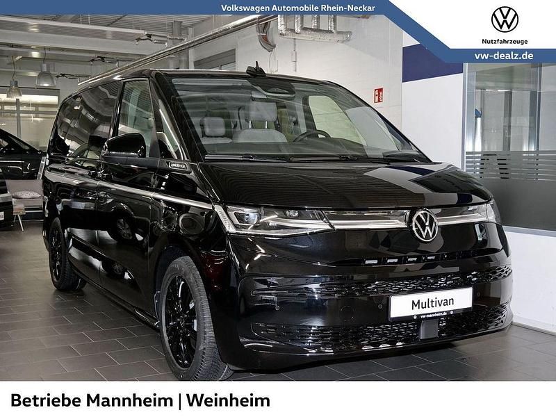 Neu VW Multivan Style 150 PS (110 kW) 2025 Schwarz Van