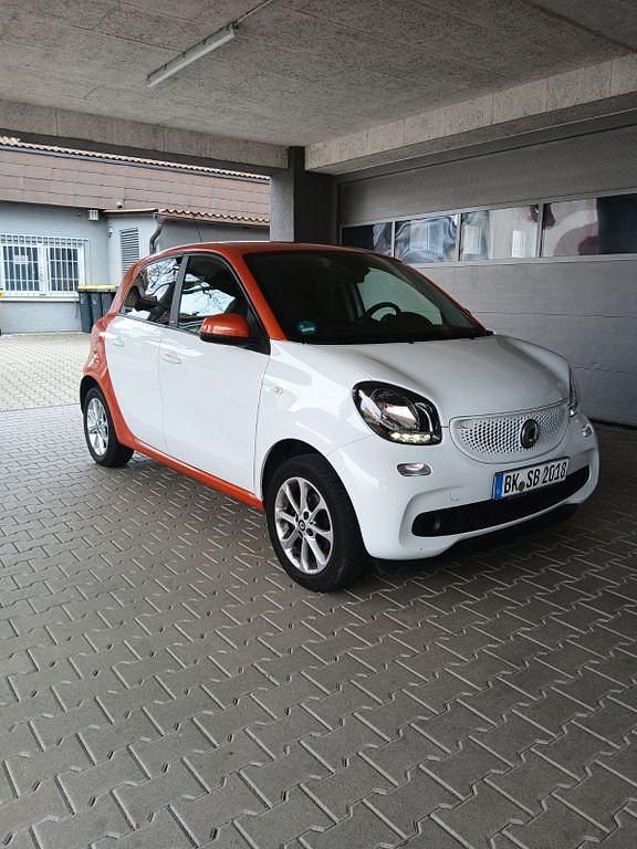 Second-hand Smart ForFour 71 CP (52 kW) 2019 Alb Hatchback