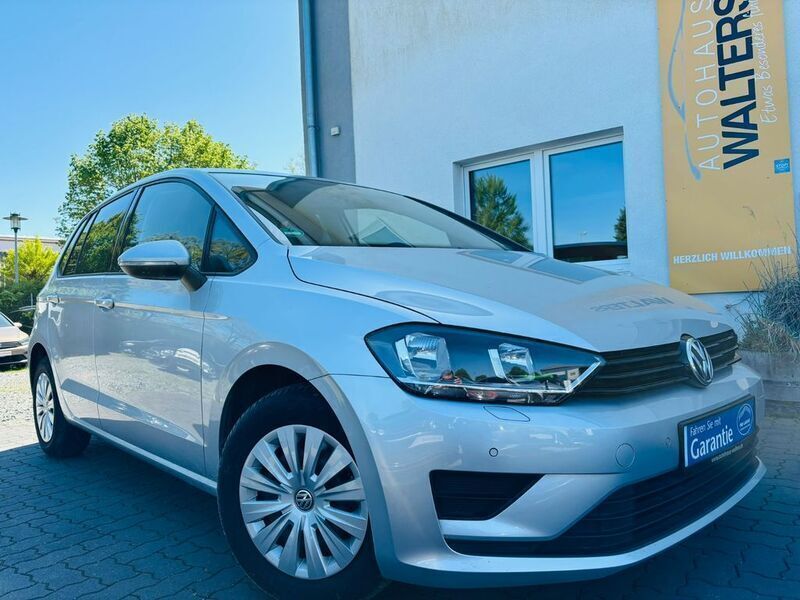 Silber Gebraucht 2014 VW Golf Sportsvan Van / Kleinbus | 12.885 € (Etwas zu teuer) - Bild 1/4