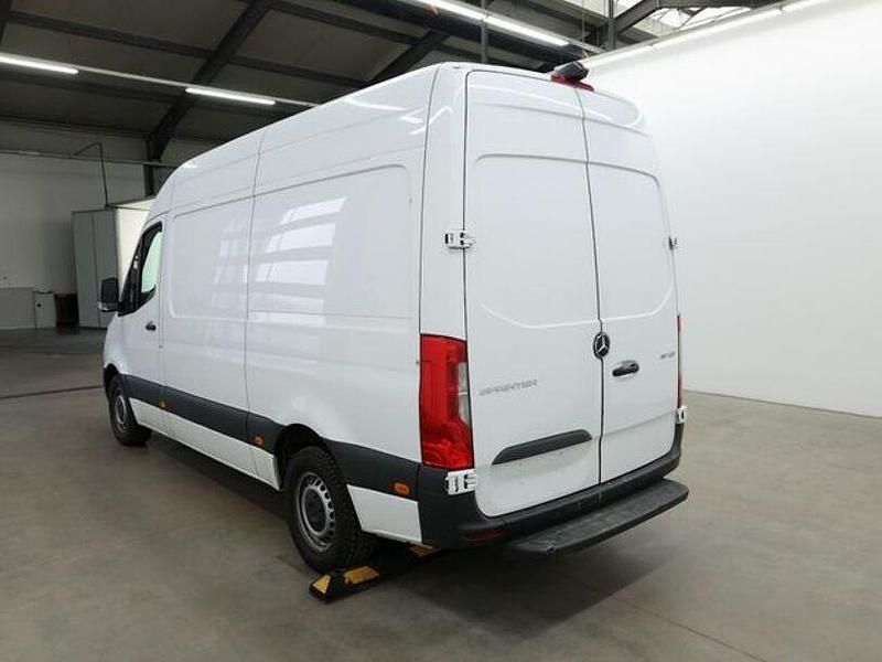Gebraucht Mercedes Sprinter 170 PS (125 kW) 2022 Arktikweiß Van