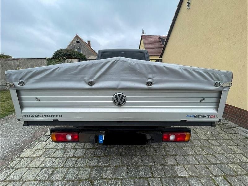 Gebraucht VW T5 179 PS (131 kW) 2013 Grau Van