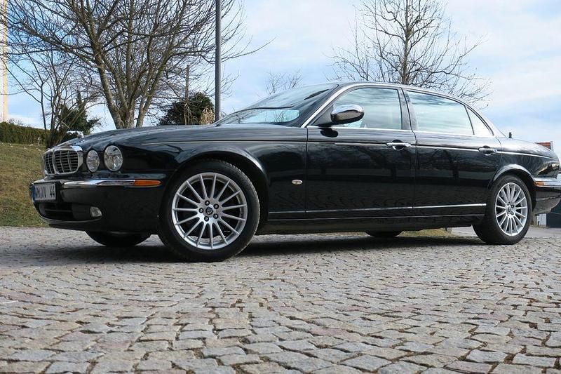 Gebraucht Jaguar XJ8 Executive 298 PS (219 kW) 2006 Schwarz Limousine