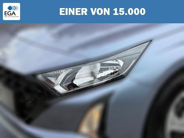 Gebraucht Hyundai i20 Essential 101 PS (74 kW) 2024 Metallic Kleinwagen