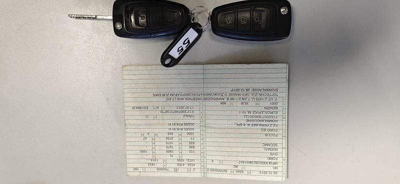 Gebraucht Ford Focus SYNC Edition 101 PS (74 kW) 2013 Silber Kombi