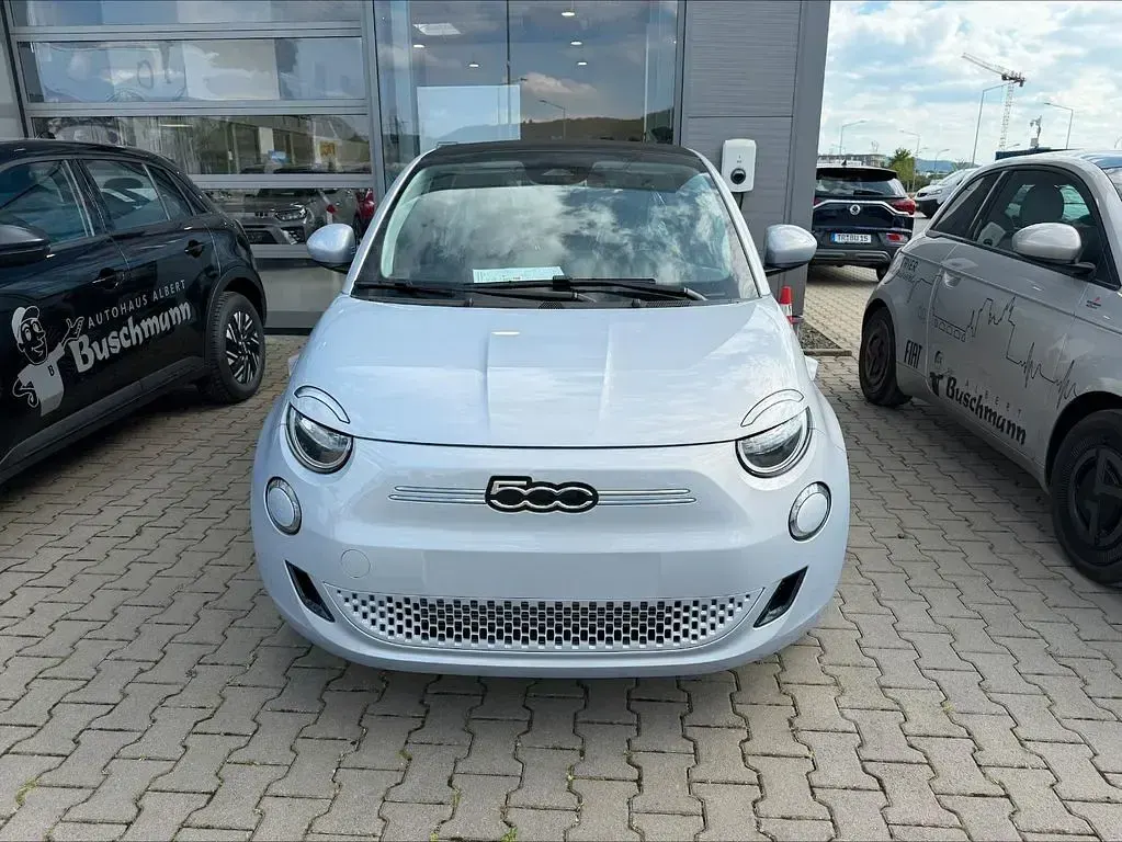 Neu Fiat 500e Pop 86 kW (118 PS) 2026 Blau Cabrio
