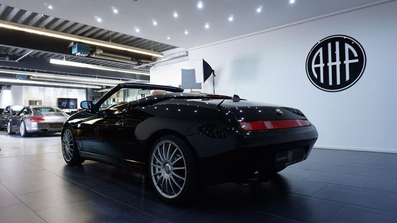Gebraucht Alfa Romeo Spider 155 PS (114 kW) 2000 Schwarz Cabrio