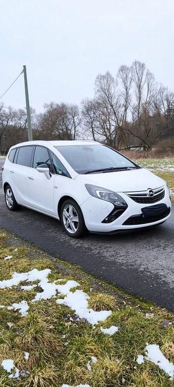 Gebraucht Opel Zafira Tourer Innovation 131 PS (96 kW) 2013 Weiß Van / Kleinbus